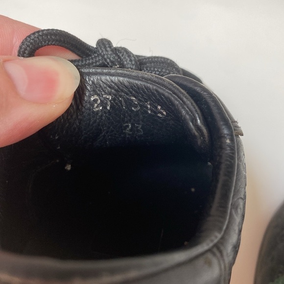 Toddler Boys Gucci Sneakers Logo Embossed Black Leather Red Green Stripe Size 23 - Picture 10 of 11